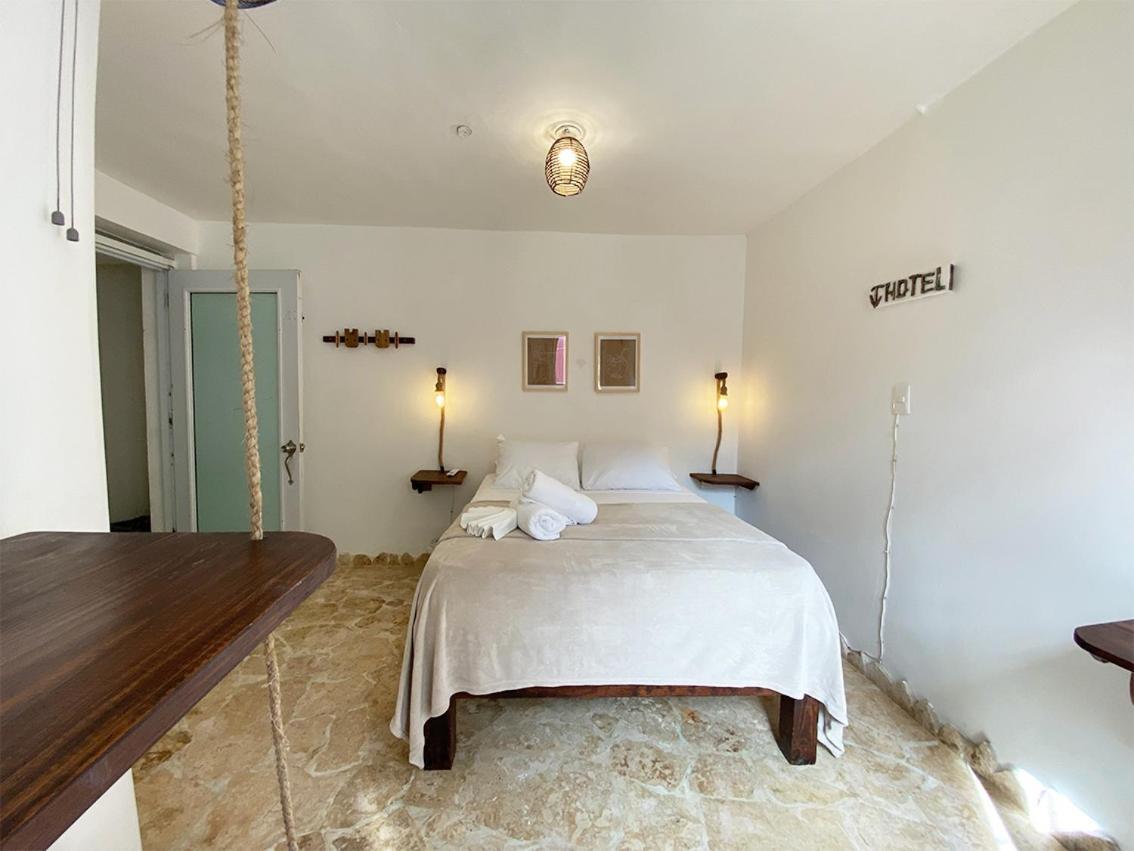 קברטה Surfbreak B&B חדר תמונה